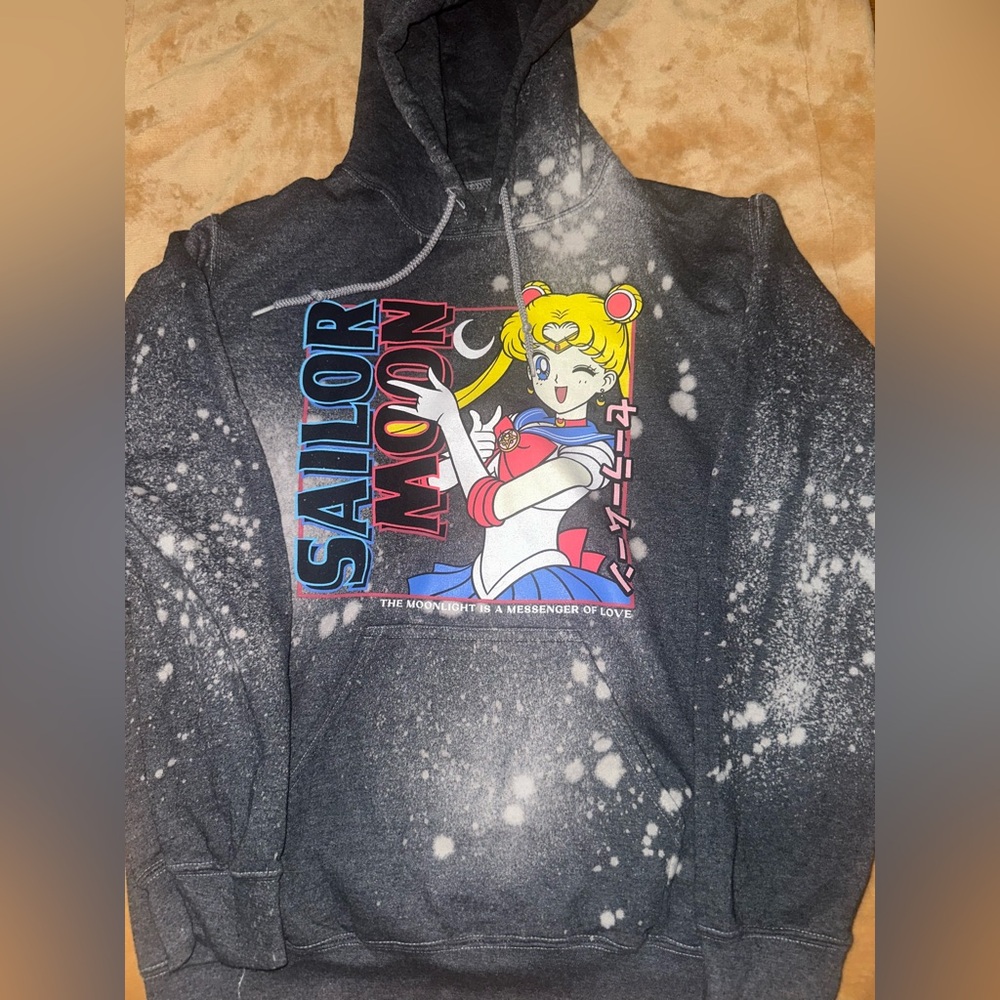 Hot Topic Sailor Moon Gray Hoodie